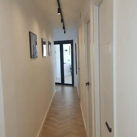 Luxe In Het Centrum Met Gratis Parkeerplek! Màlaga